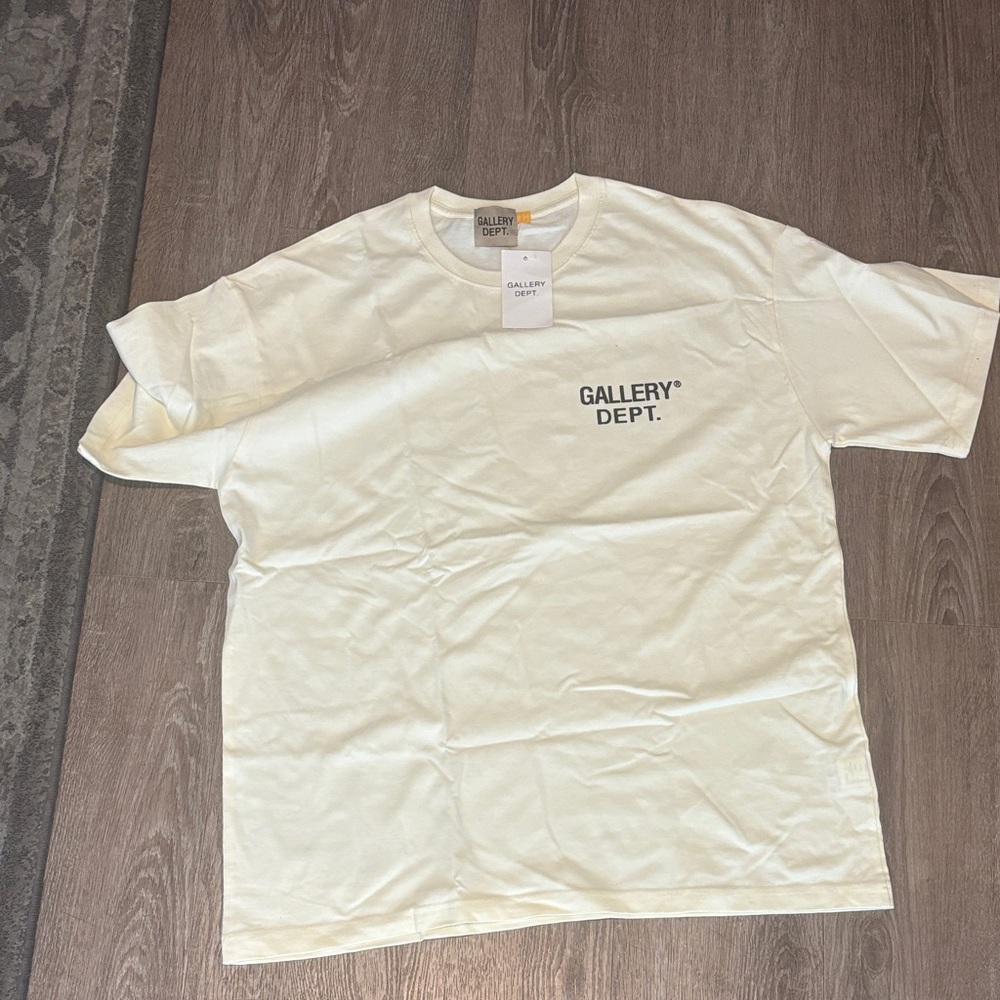 Gallery Dept Off-White Men's Short Sleeve Tee